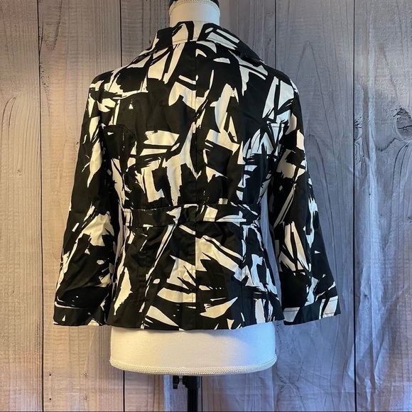 ✅HOST Pick✅ e-col-o-gie Cropped Jacket, Small - Picture 3 of 10